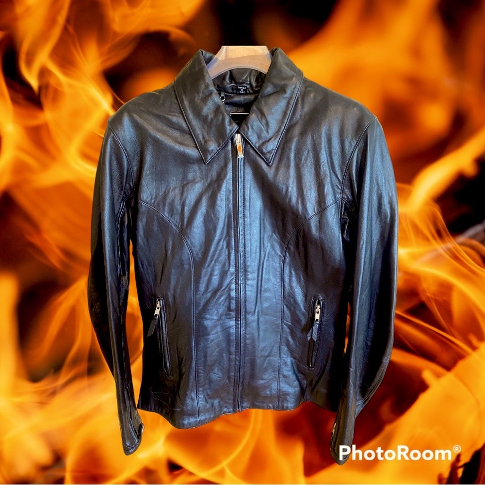 🔥Women’s XS Black Leather Jacket🔥